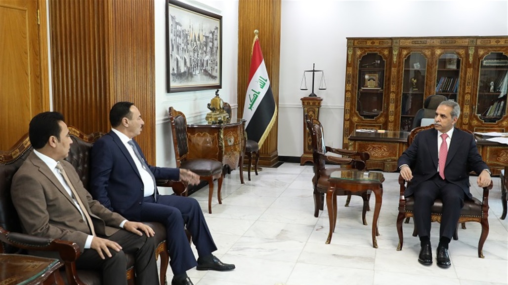زيدان ومحافظ نينوى يبحثان ملفات مكافحة الفساد الاداري في المحافظة