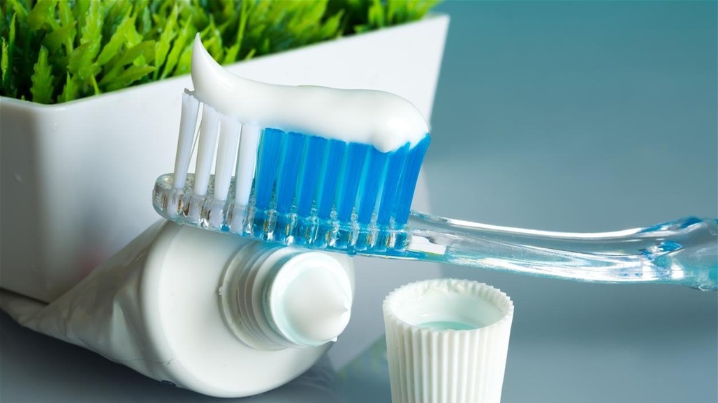 بدائل طبيعية لمعجون الأسنان.. للتنظيف وإزالة رائحة الفم الكريهة
