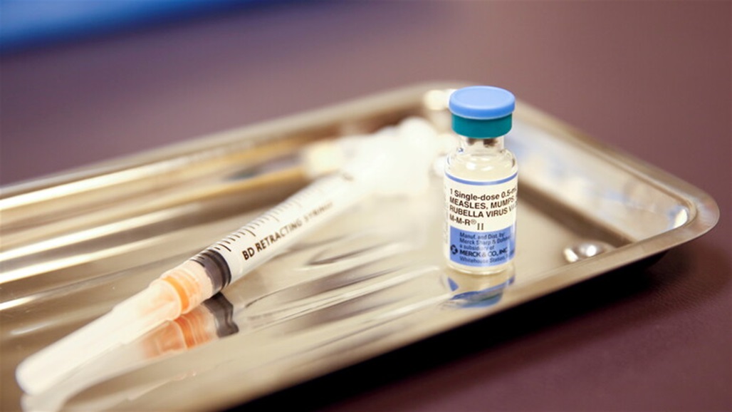 بريطانيا بشأن "أوميكرون": قد تكون قادرة على مقاومة اللقاحات