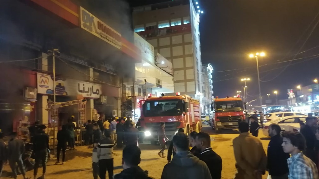 الدفاع المدني تخمد حريقا اندلع في مجمع تجاري بالنجف الاشرف