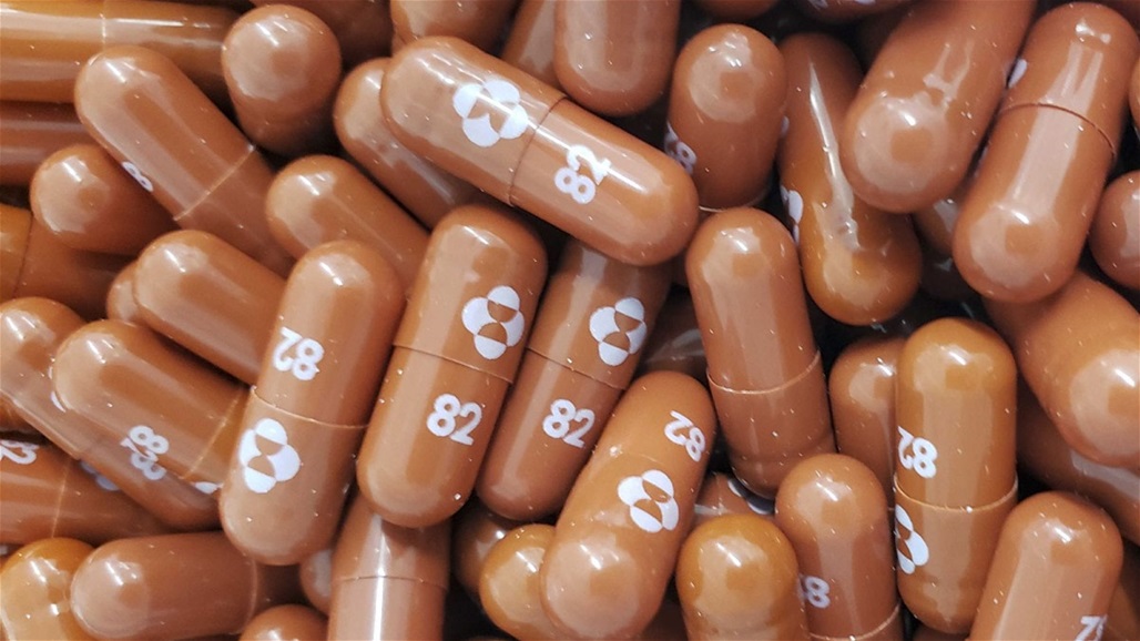 قبل أعياد الميلاد.. أول حبوب دواء في العالم للعلاج من "كورونا" 