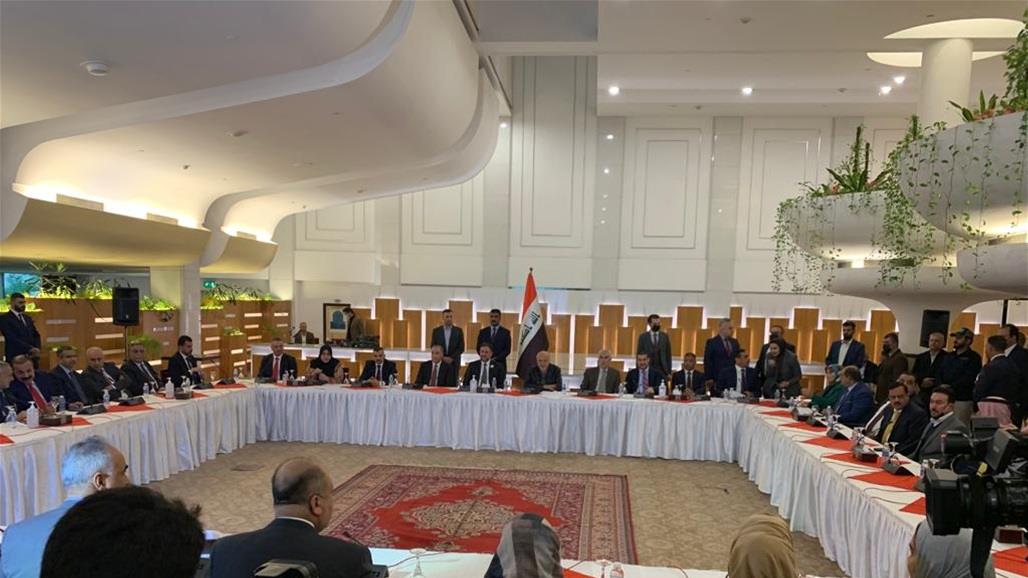 بالصور.. اجتماع مغلق لقوى سنية في بغداد