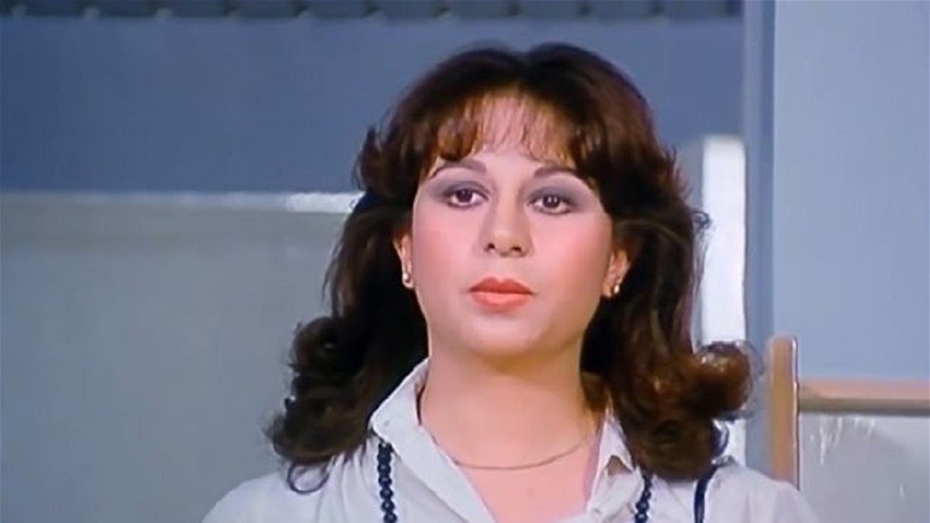 فنانة مصرية تدخل المستشفى لإجراء عملية جراحية خطرة