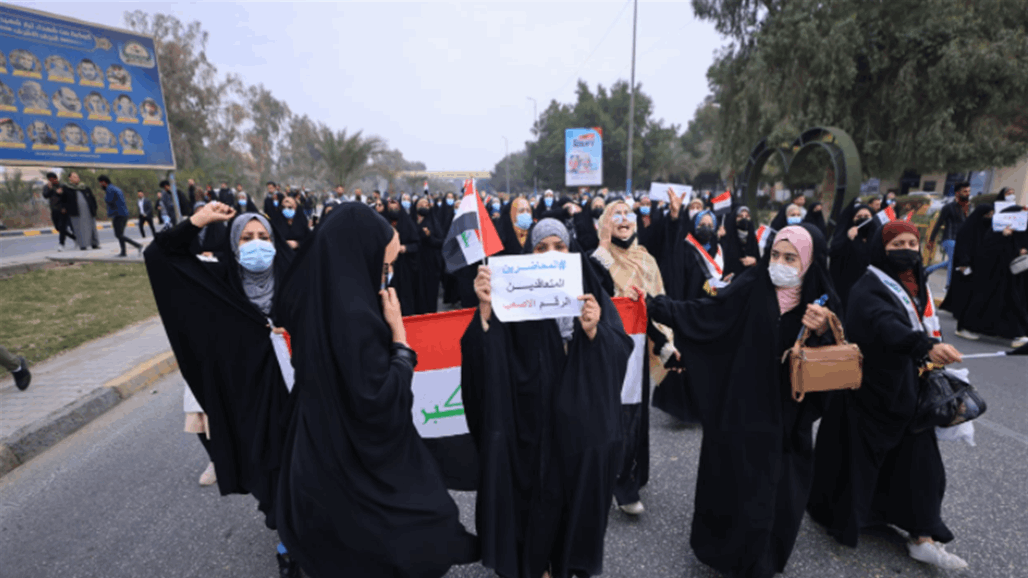 اتساع رقعة احتجاجات المحاضرين المجانيين في العراق (صور)