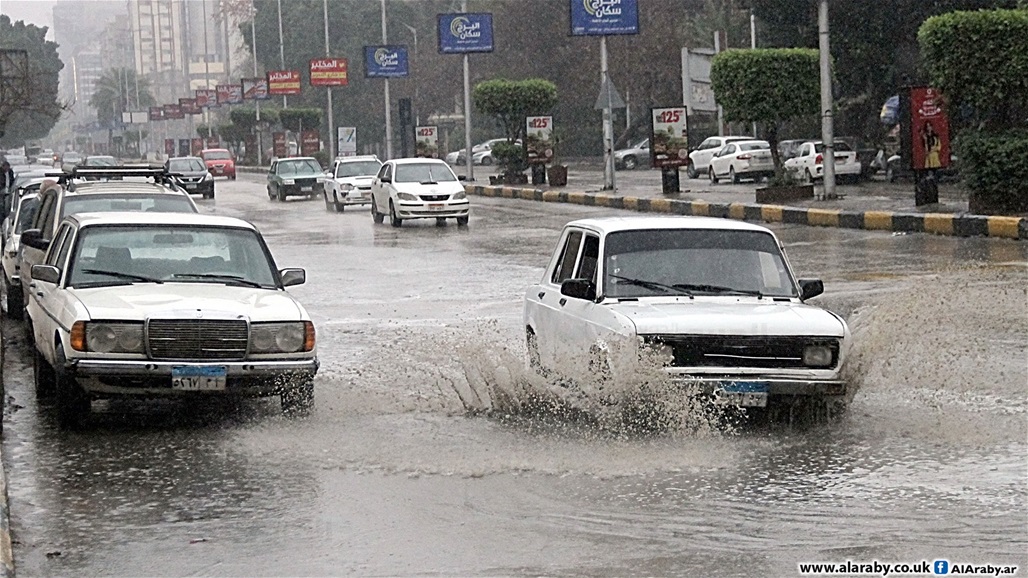 دولة عربية تطالب مواطنيها بعدم النزول الى الشارع الا للضرورة