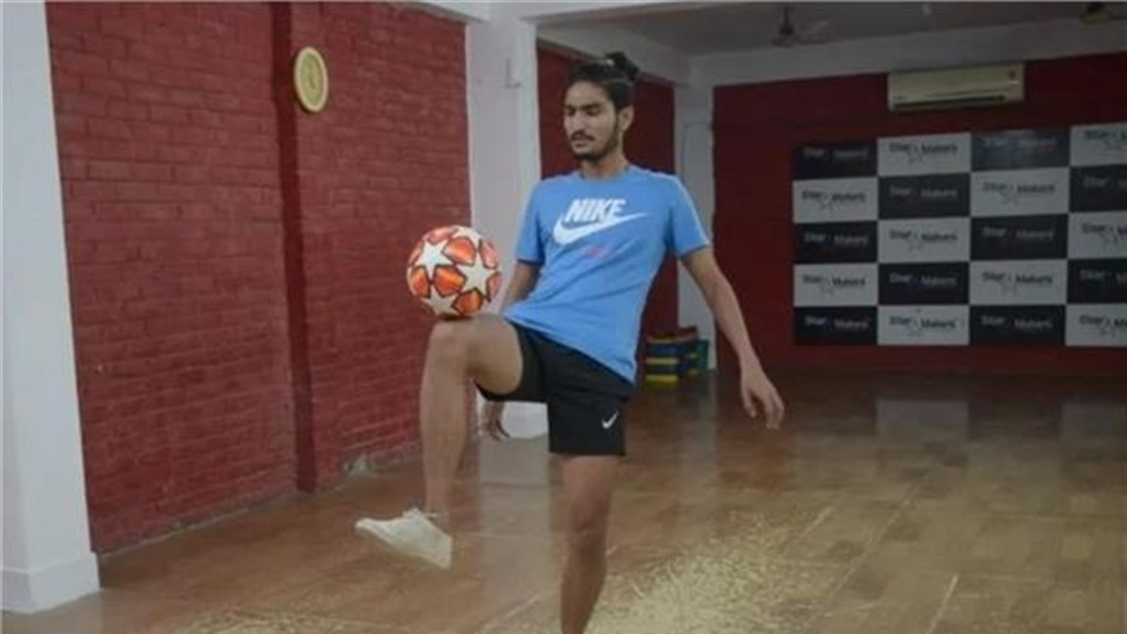 فيديو "مذهل".. شاب يسجل رقما قياسيا جديدا بموازنة الكرة
