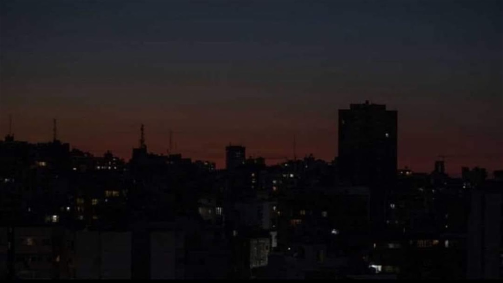 لبنان في ظلام دامس