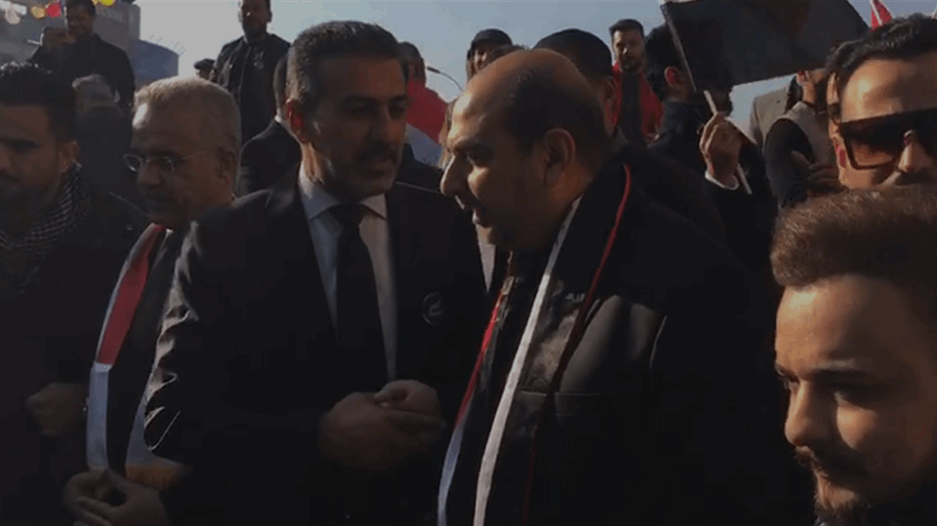 من ساحة التحرير..  نواب امتداد يتوجهون إلى مجلس النواب (فيديو) 