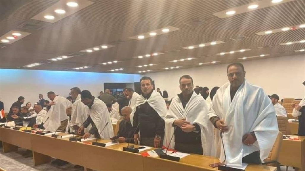 نواب الكتلة الصدرية يعقدون اجتماعاً قبيل انعقاد جلسة البرلمان