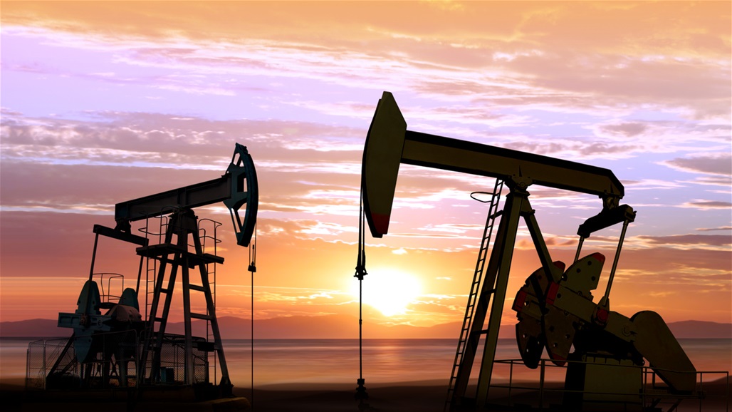 النفط يقترب من مستوياته المرتفعة قبل "أوميكرون" 