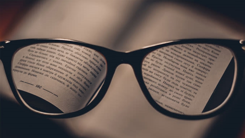 مع هذه القطرة... وداعًا لنظارات القراءة!