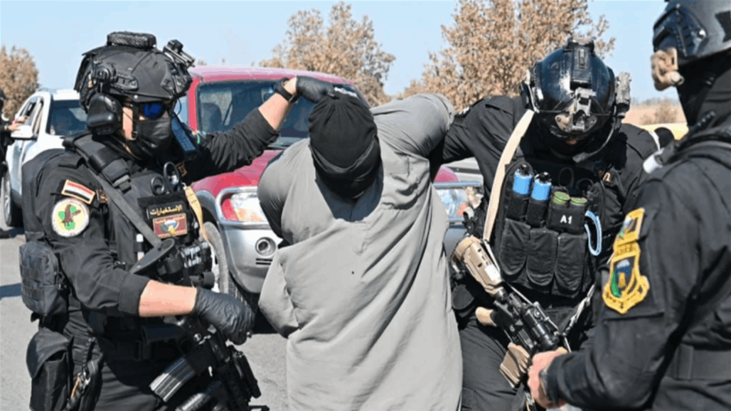 يتنقل بهذه الطريقة.. الإطاحة بقيادي في "داعش"  - عاجل