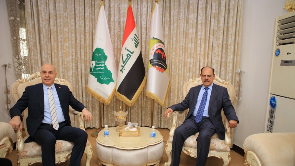 نقيب الصحفيين للسفير التركي: ضرورة حل مشكلة المياه