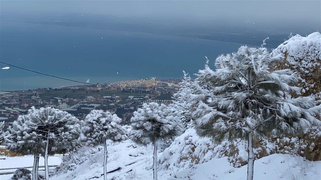الثلوج تلامس البحر في لبنان: أهلًا بكانون الثالث!