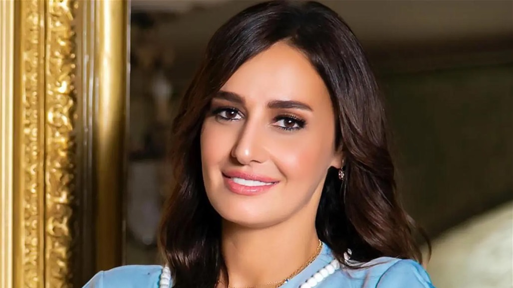 حلا شيحة تحسم الجدل حول خلعها للحجاب