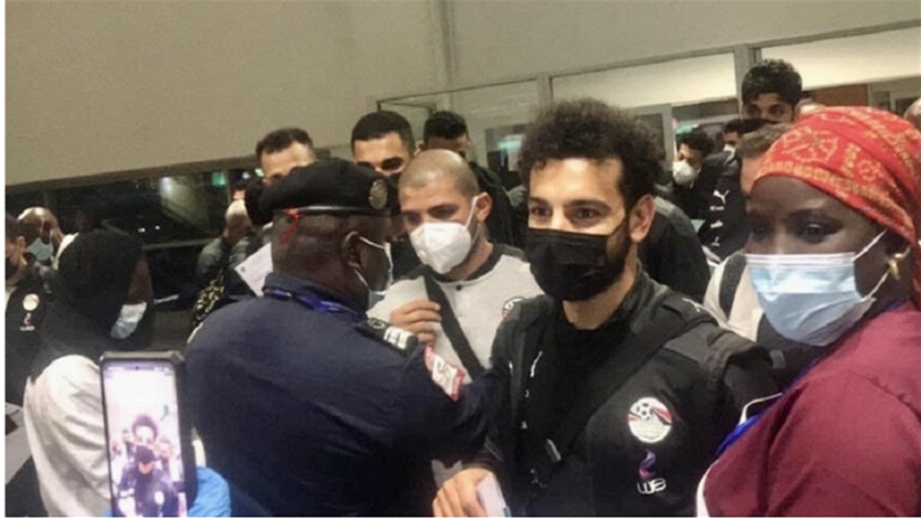 جماهير سنغالية تهاجم محمد صلاح (فيديو)