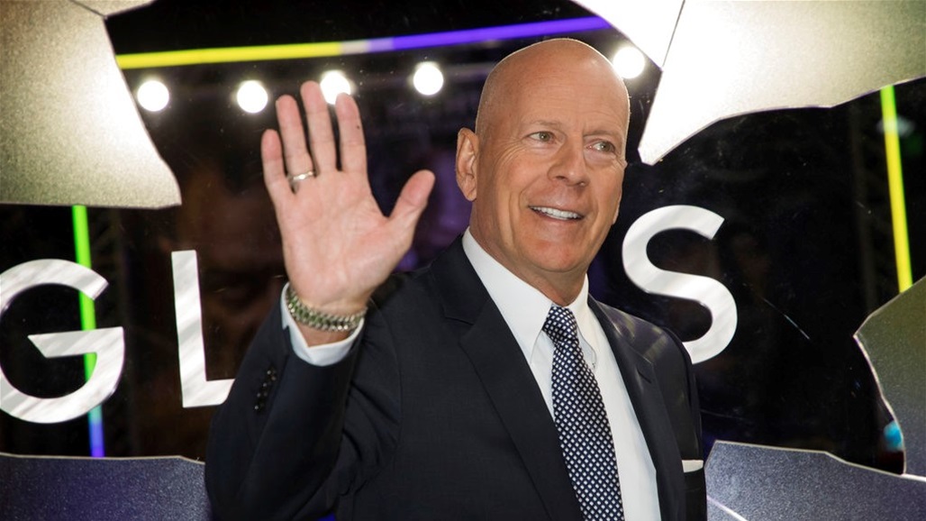 ما هو مرض الحبسة الذي أجبر بروس ويليس على الاعتزال؟