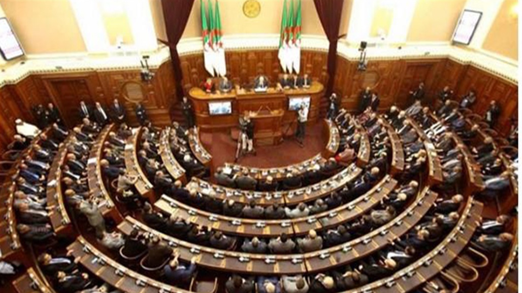 حل البرلمان الباكستاني - عاجل