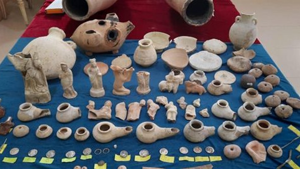 العثور على 141 قطعة اثرية في ديالى (صور)