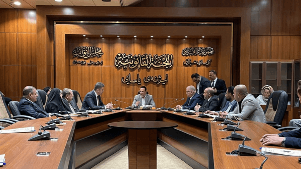 اللجنة القانونية تختار "محمد عنوز" رئيساً للسن 