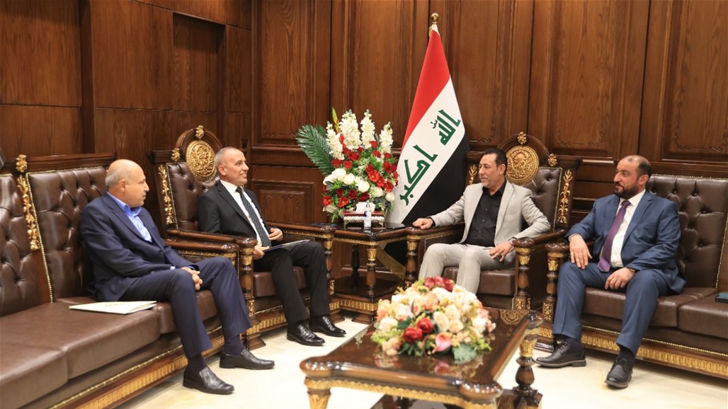 الزاملي يدعو لتعديل هذه القوانين