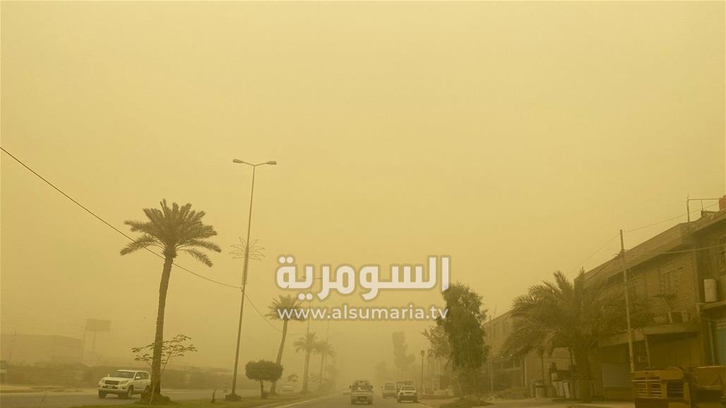 بالصور.. عاصفة ترابية قوية تعدم الرؤية في كربلاء