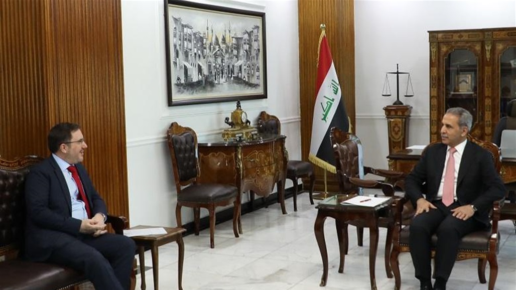 زيدان يستقبل السفير البريطاني ويبحث معه ملفاً يتعلق بمواطني المملكة المتحدة
