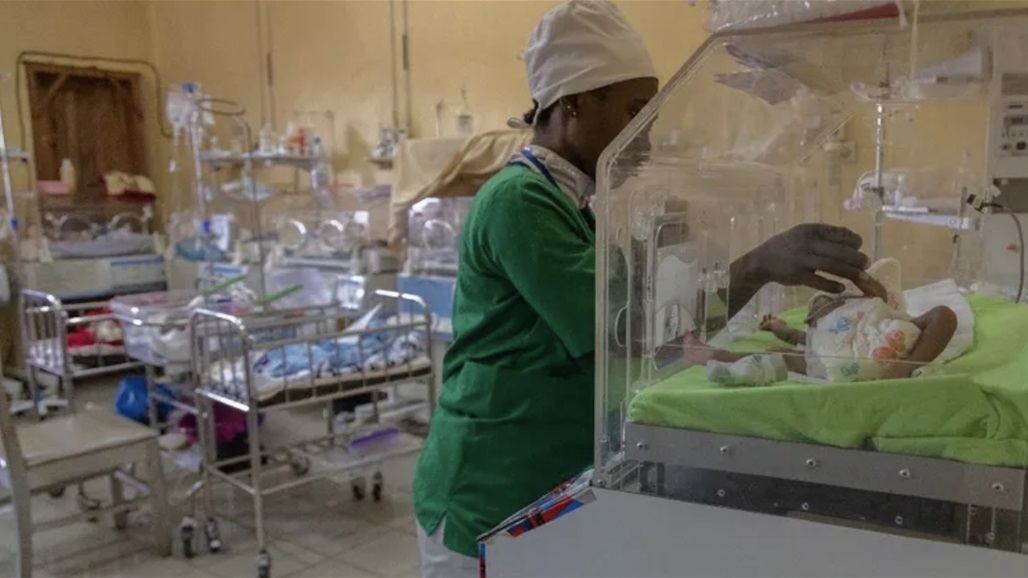 مصرع 11 رضيعاً بحريق مستشفى في السنغال