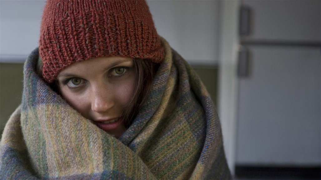 9 أسباب مثيرة للقلق تجعل البعض يشعر بالبرد بشكل مستمر