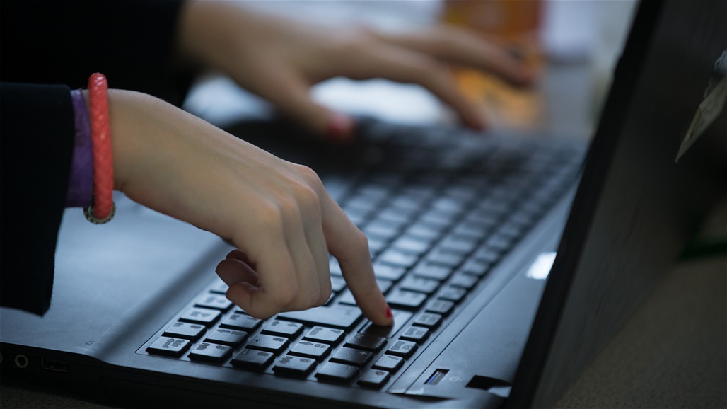 بعضها يقود إلى الموت.. محاكم العراق تسجل 2452 حالة ابتزاز إلكتروني خلال عام!