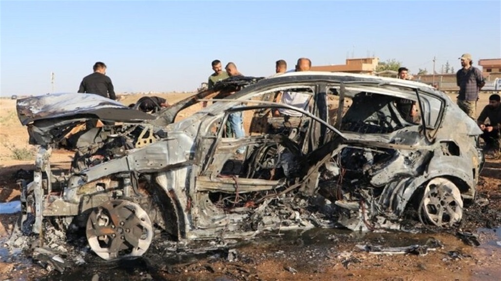 قتلى وجرحى باستهداف سيارة في سوريا