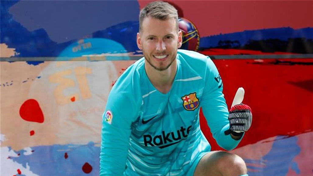 حارس برشلونة يقرر الرحيل