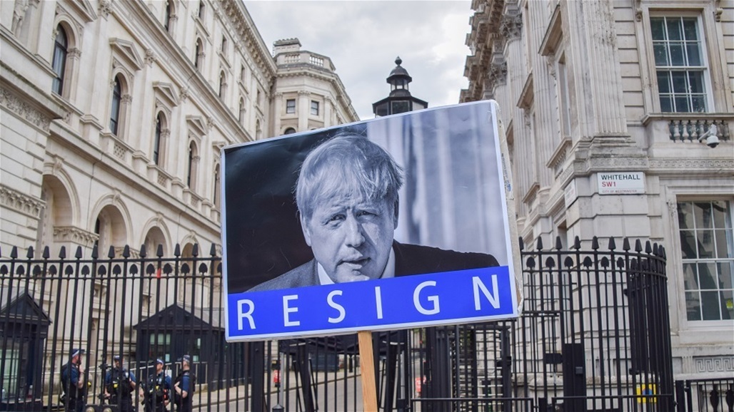 جونسون: استقالتي لن تكون فعلا مسؤولا في الوقت الحالي