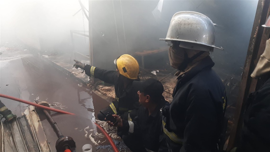 الدفاع المدني تخمد حريق سوق "البالة" وتكشف حجم الخسائر (صور)