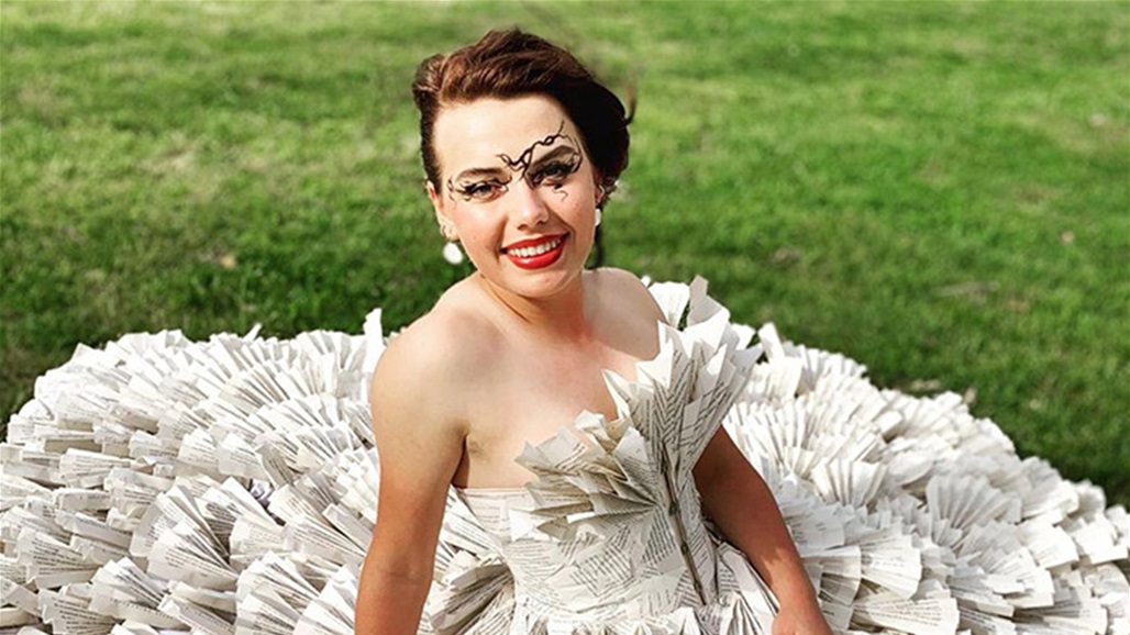 12 ألف صفحة.. فتاة تصمم فستاناً من سلسلة "هاري بوتر"(صور)