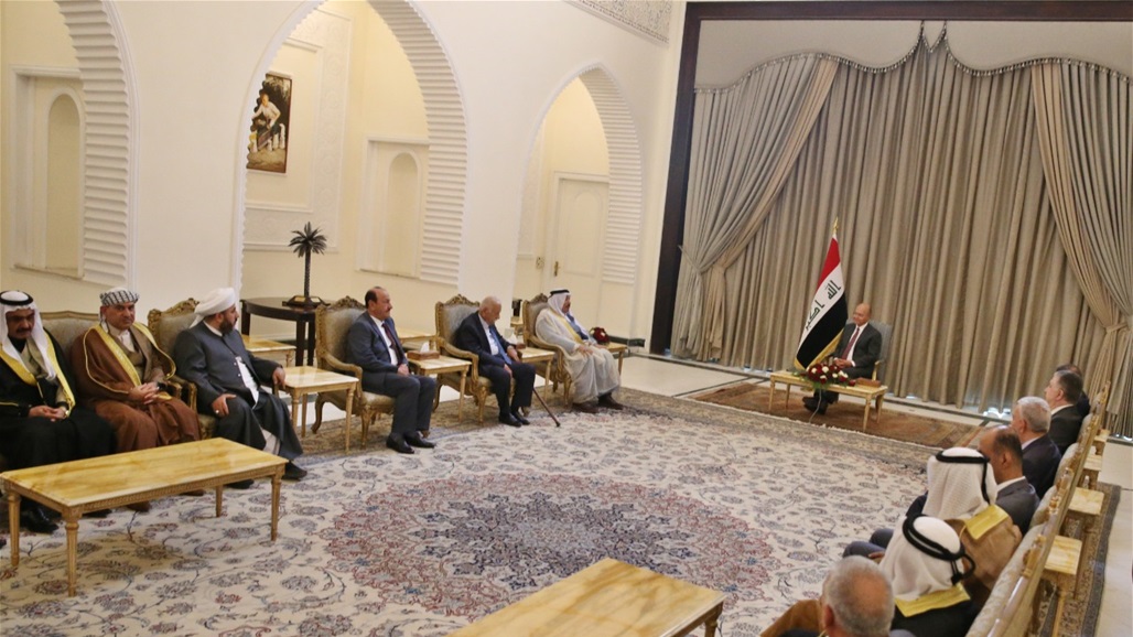 صالح يدعو الى معالجة المسائل في كركوك من خلال الدستور