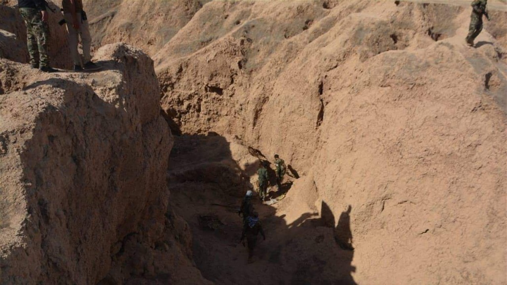 تدمير أحد معسكرات "داعش" في ديالى - عاجل