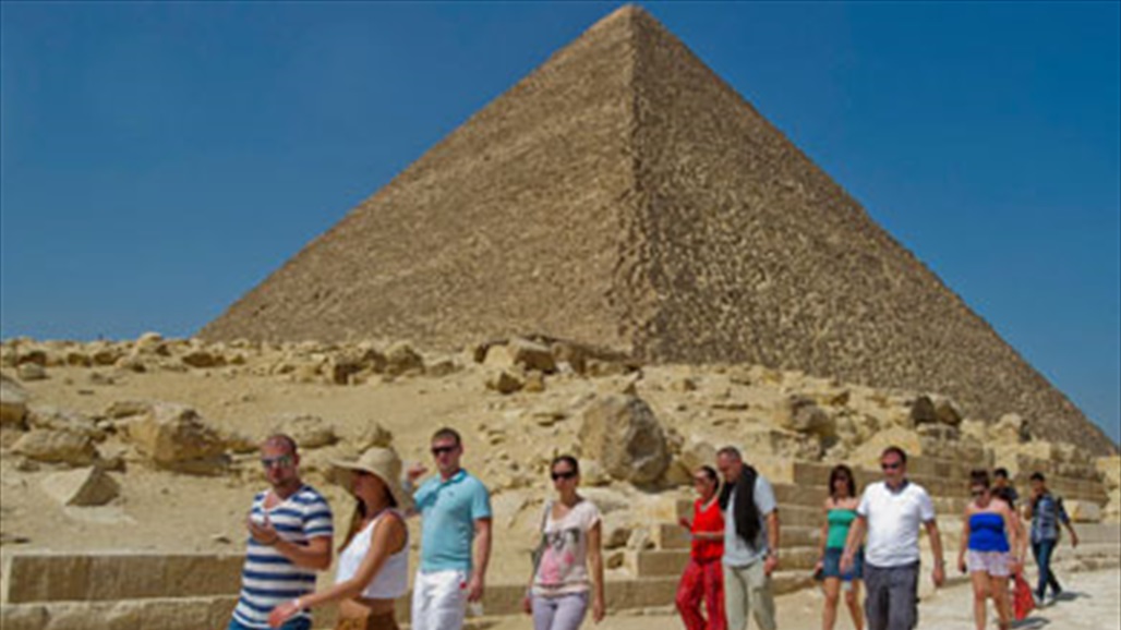 مصر.. الغاء جميع قيود جائحة كورونا على الوافدين الى البلاد