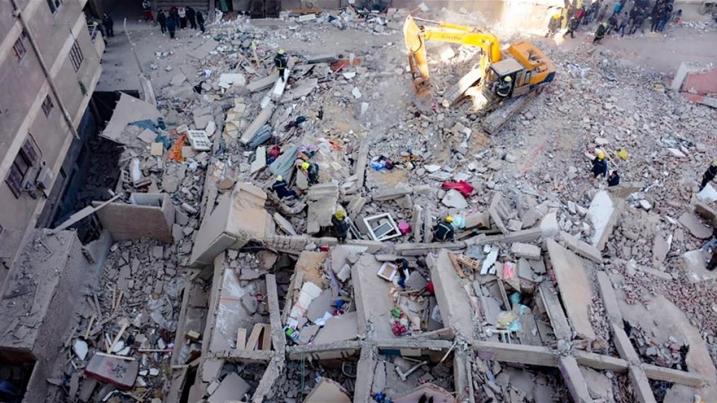 انهيار بناية من 5 طوابق وسقوط ضحايا في مصر 