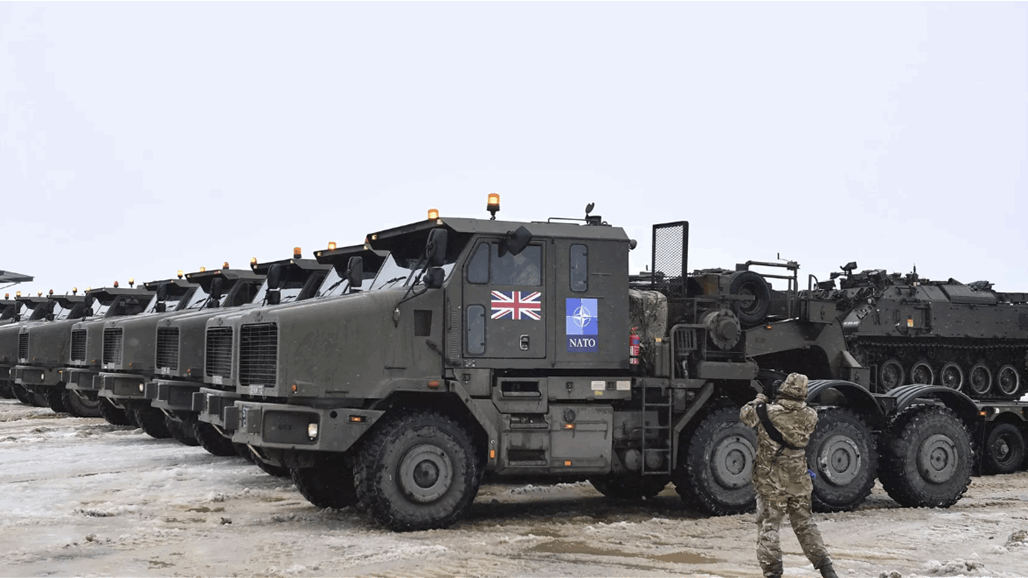 بريطانيا تدعو لإنشاء قوة عسكرية قادرة على "هزيمة روسيا"