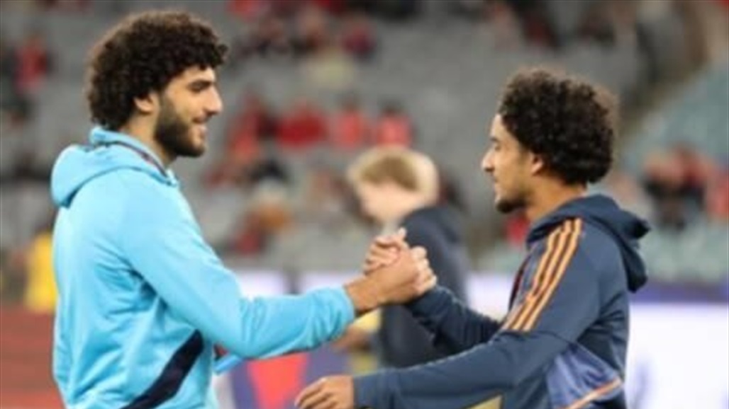 اليونايتد يتغنى بالثنائي اقبال وصديق: عراقي ورأسي عالي 