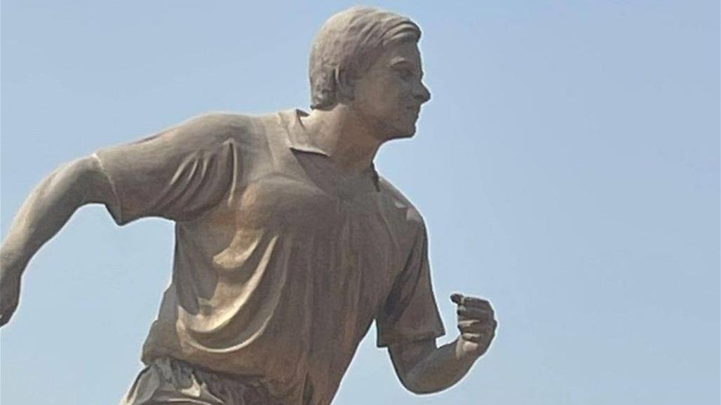 وزارة الشباب والرياضة تصدر توضيحاً بشأن تعرض تمثال الراحل أحمد راضي الى الكسر
