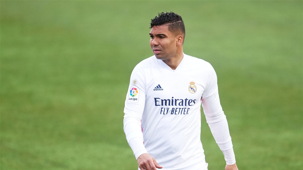 هل يلحق كاسيميرو بموقعة مع مانشستر يونايتد أمام ليفربول؟