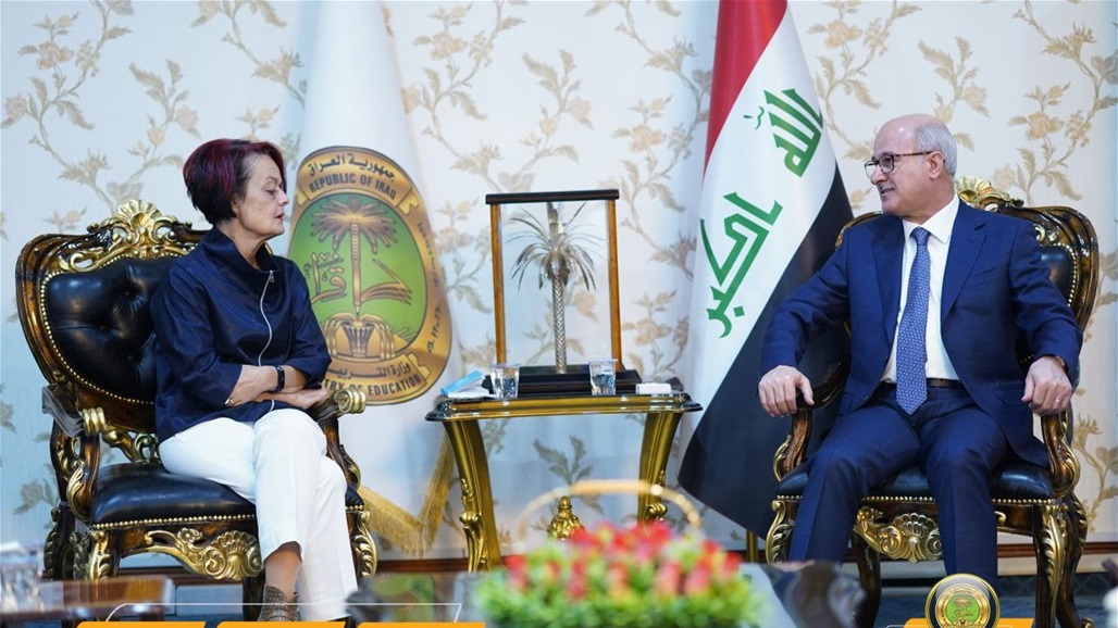 التربية وبرنامج الأغذية العالمي يخططان لتوسيع نطاق التغذية المدرسية 