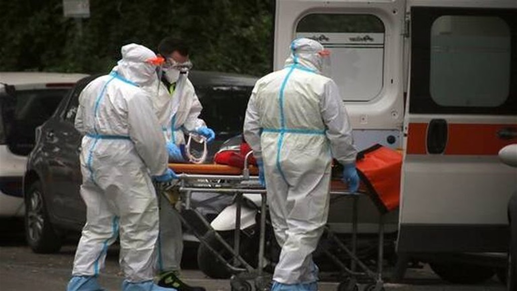 لأول مرّة في العالم.. إيطالي يُصاب بـالإيدز وكورونا وجدري القرود في وقت واحد