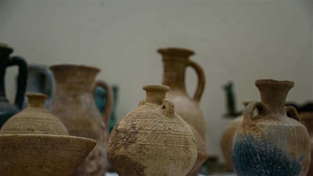 تعود لعصور ومواقع مختلفة.. الثقافة تتسلم أكثر من 216 قطعة آثارية (صور)