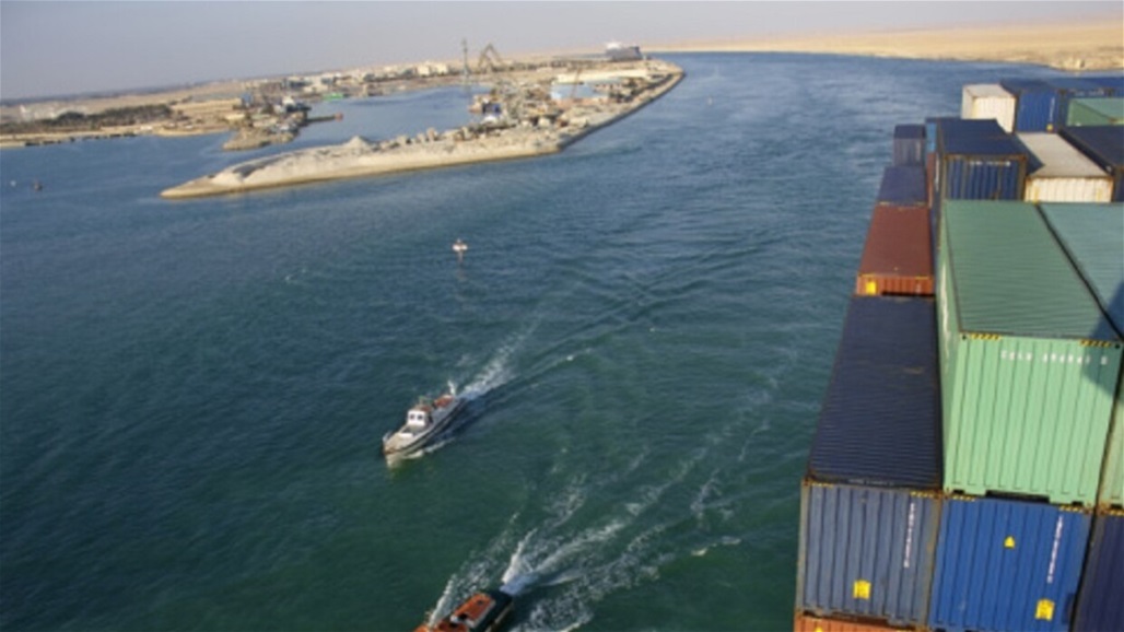 مصر.. توقف حركة الملاحة بقناة السويس