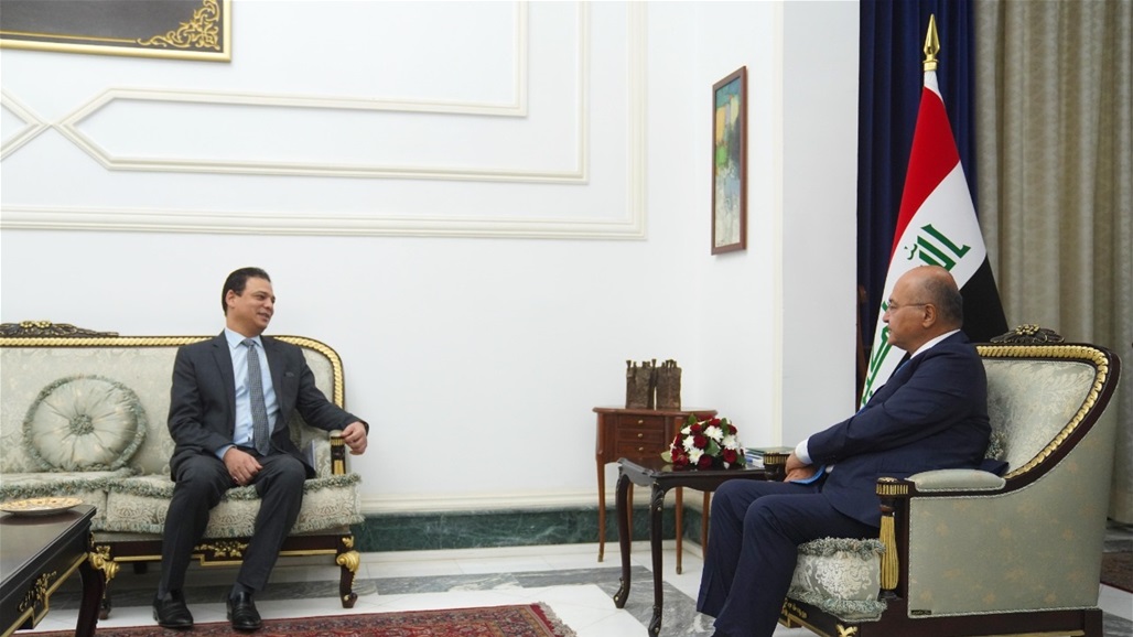 صالح يبحث مع سفير مصر العلاقات الثنائية بين البلدين