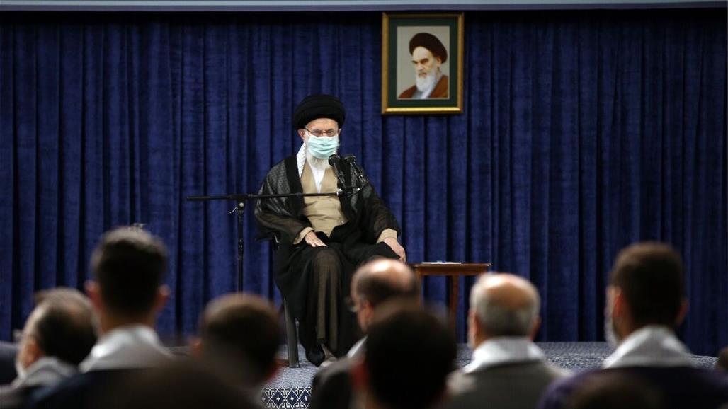 خامنئي: تمسك الرياضيين بالقضايا الدينية له تأثير روحي كبير