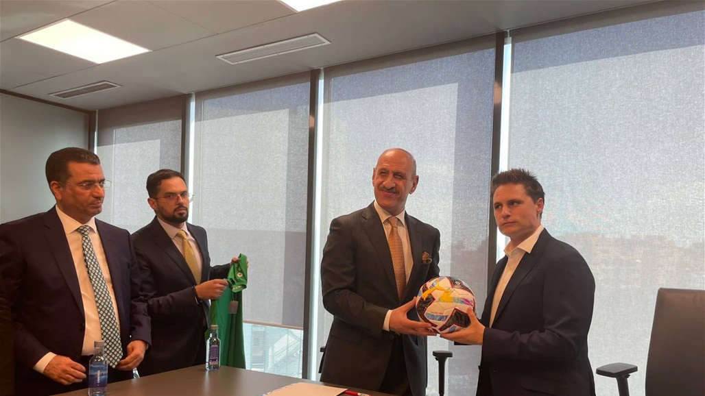 اتحاد الكرة يوقع اتفاقية مع رابطة دوري المحترفين الإسباني 